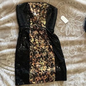 Jessica Simpson  strapless, Sequin dress